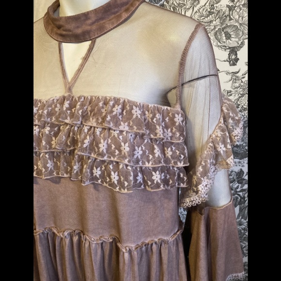 One left! Host pick POL cocoa ruffled babydoll top - Picture 7 of 10